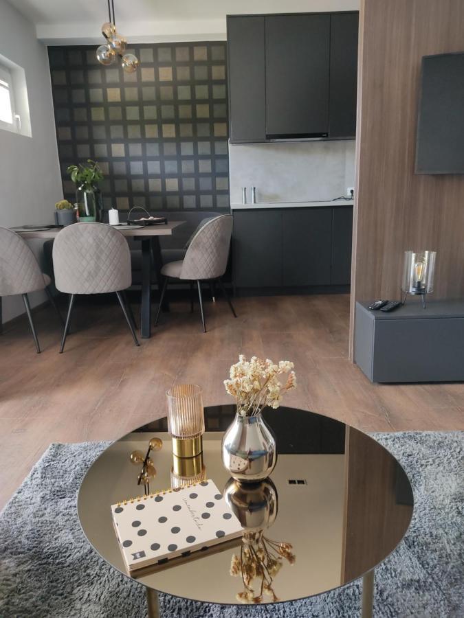 Avisi Home Τρέμπινιε Εξωτερικό φωτογραφία